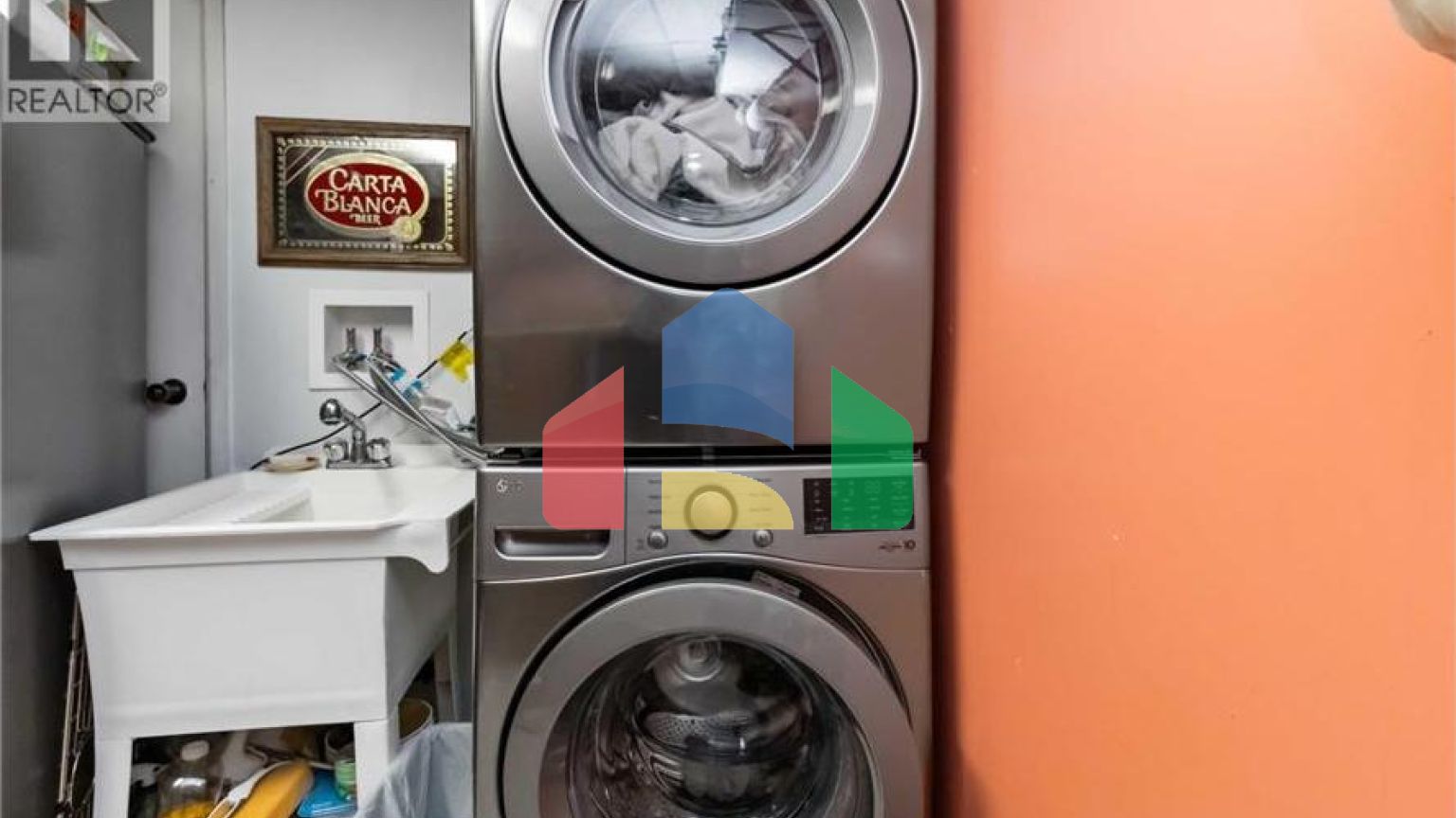 Residential - Townhouse - Burnaby, Canada - Canada