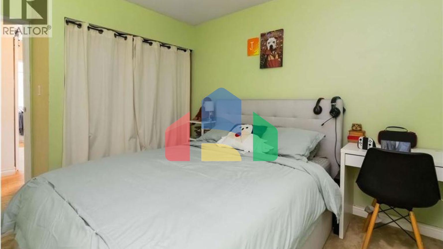 Residential - Townhouse - Burnaby, Canada - Canada