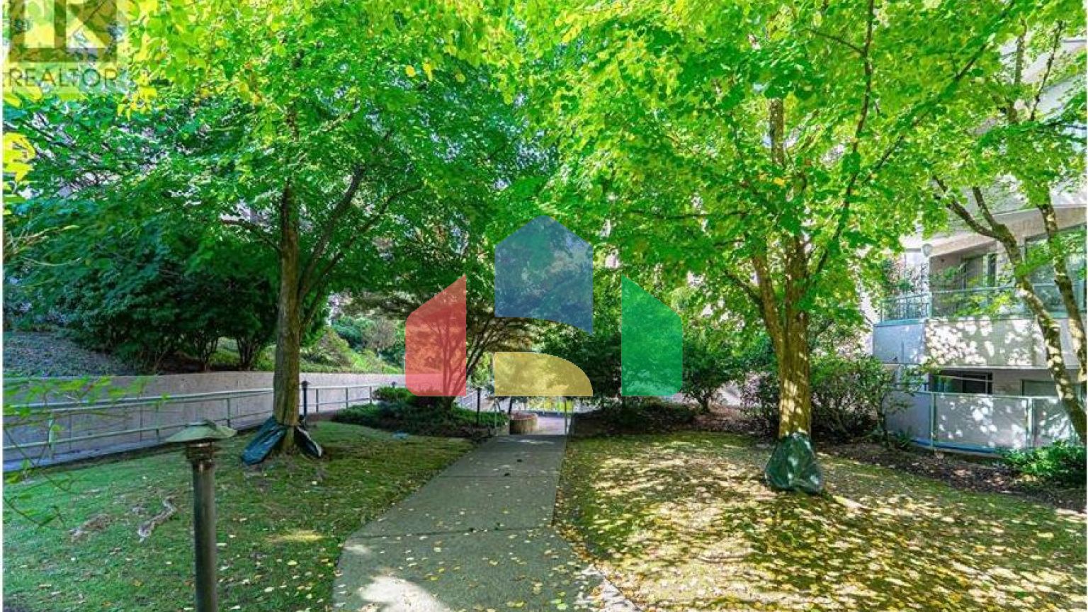 Residential - Single Family Home - Burnaby, Canada - Canada