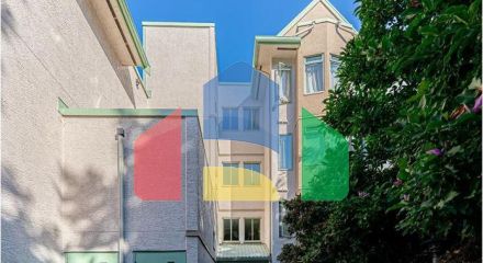 Residential - Single Family Home - Burnaby, Canada - Canada