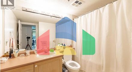 Residential - Single Family Home - Burnaby, Canada - Canada