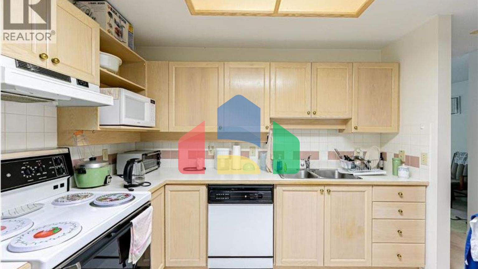 Residential - Single Family Home - Burnaby, Canada - Canada