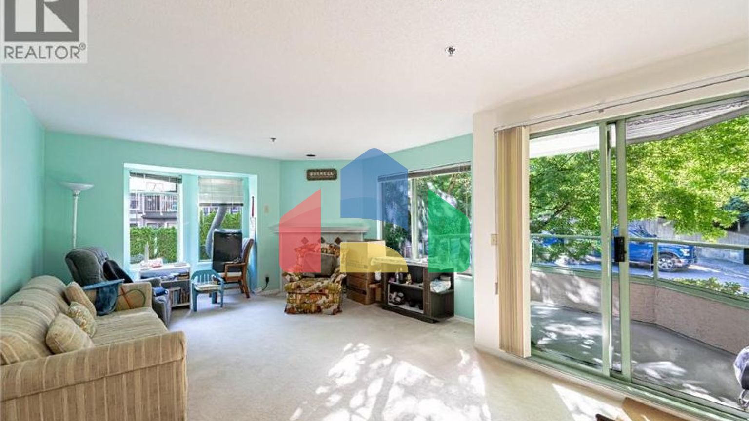 Residential - Single Family Home - Burnaby, Canada - Canada