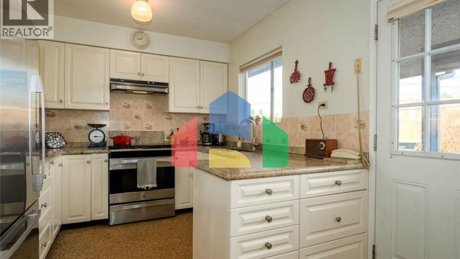 Residential - Single Family Home - Burnaby, Canada - Canada