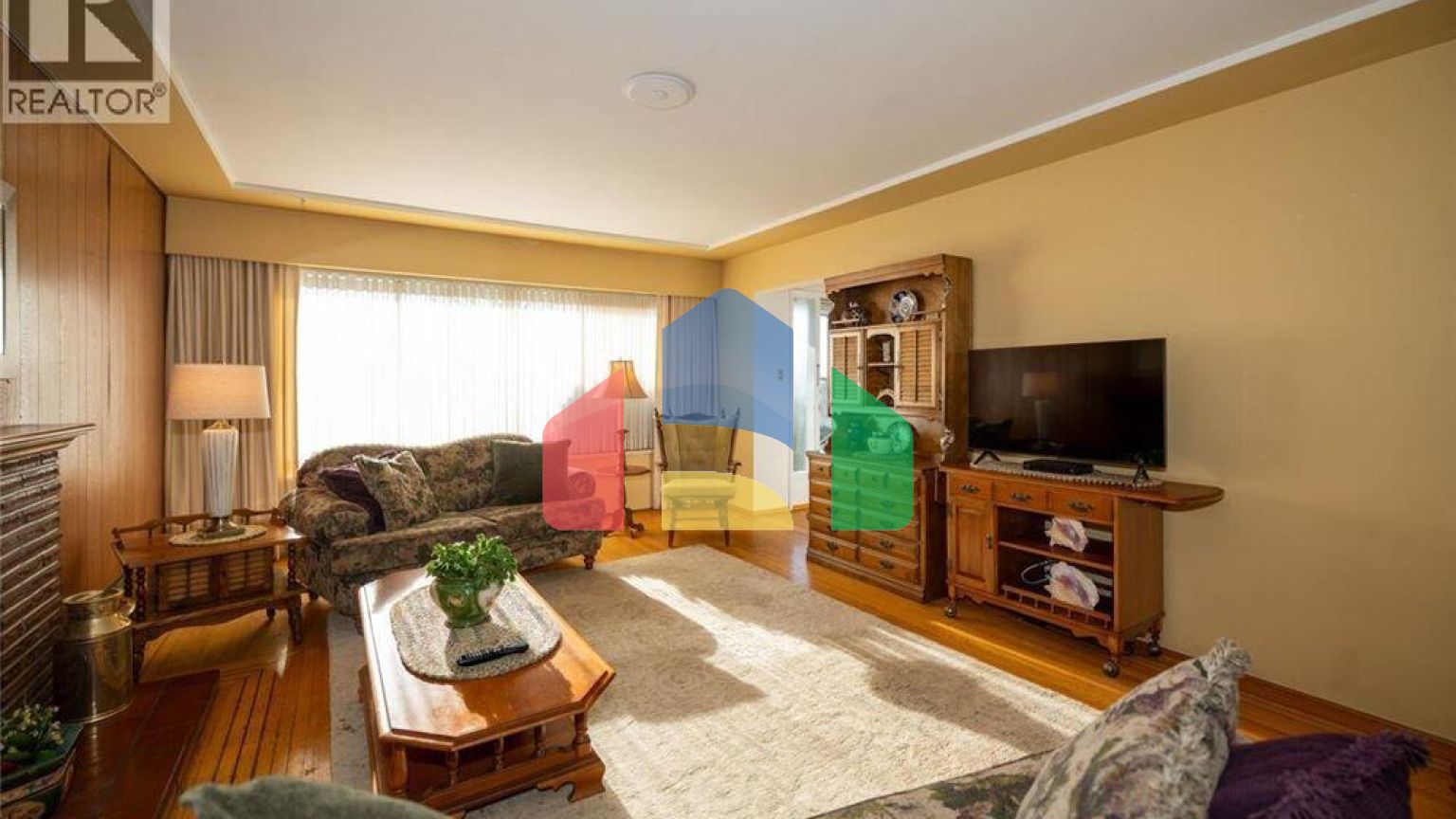 Residential - Single Family Home - Burnaby, Canada - Canada