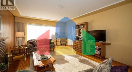 Residential - Single Family Home - Burnaby, Canada - Canada