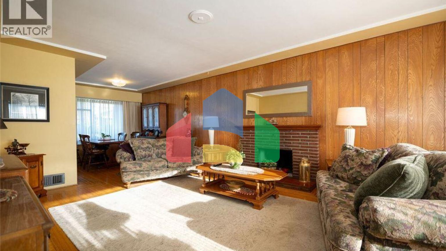 Residential - Single Family Home - Burnaby, Canada - Canada