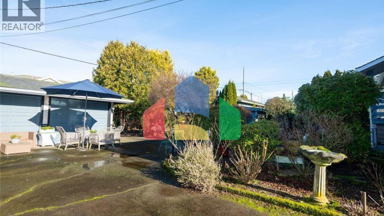 Residential - Single Family Home - Burnaby, Canada - Canada