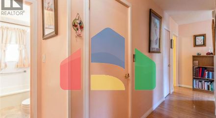 Residential - Single Family Home - Burnaby, Canada - Canada