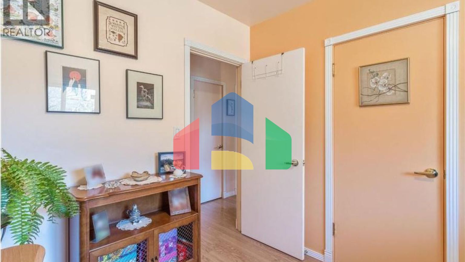 Residential - Single Family Home - Burnaby, Canada - Canada