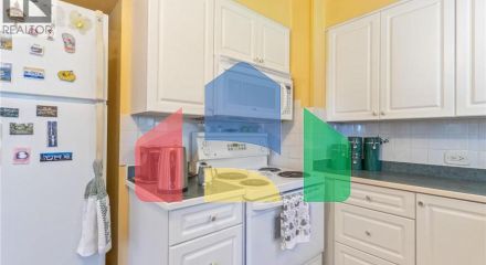 Residential - Single Family Home - Burnaby, Canada - Canada