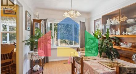 Residential - Single Family Home - Burnaby, Canada - Canada