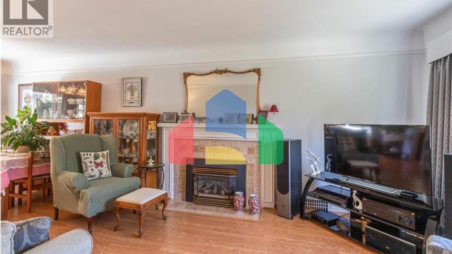 Residential - Single Family Home - Burnaby, Canada - Canada