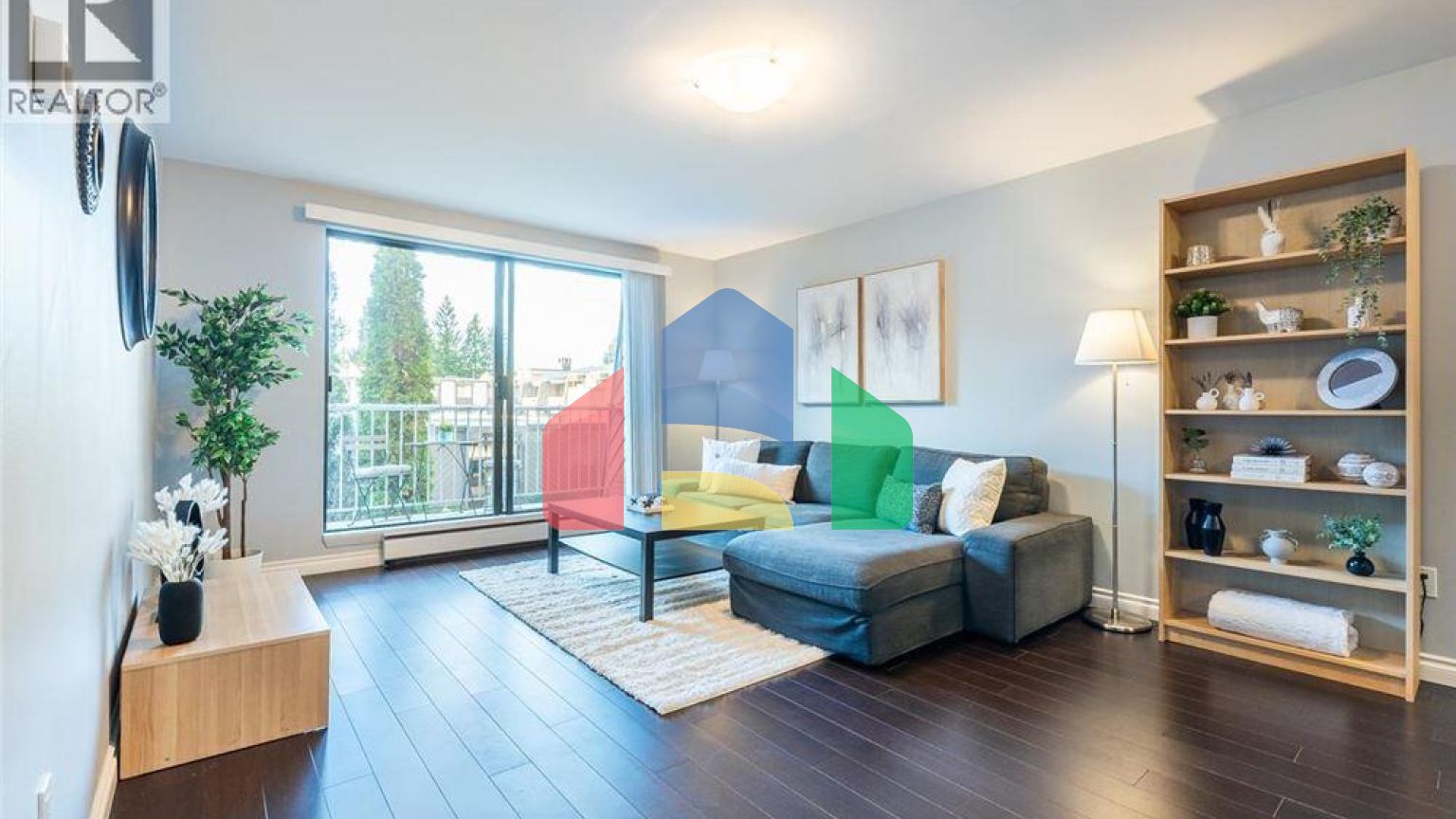 Residential - Condo/Apartment - Burnaby, Canada - Canada