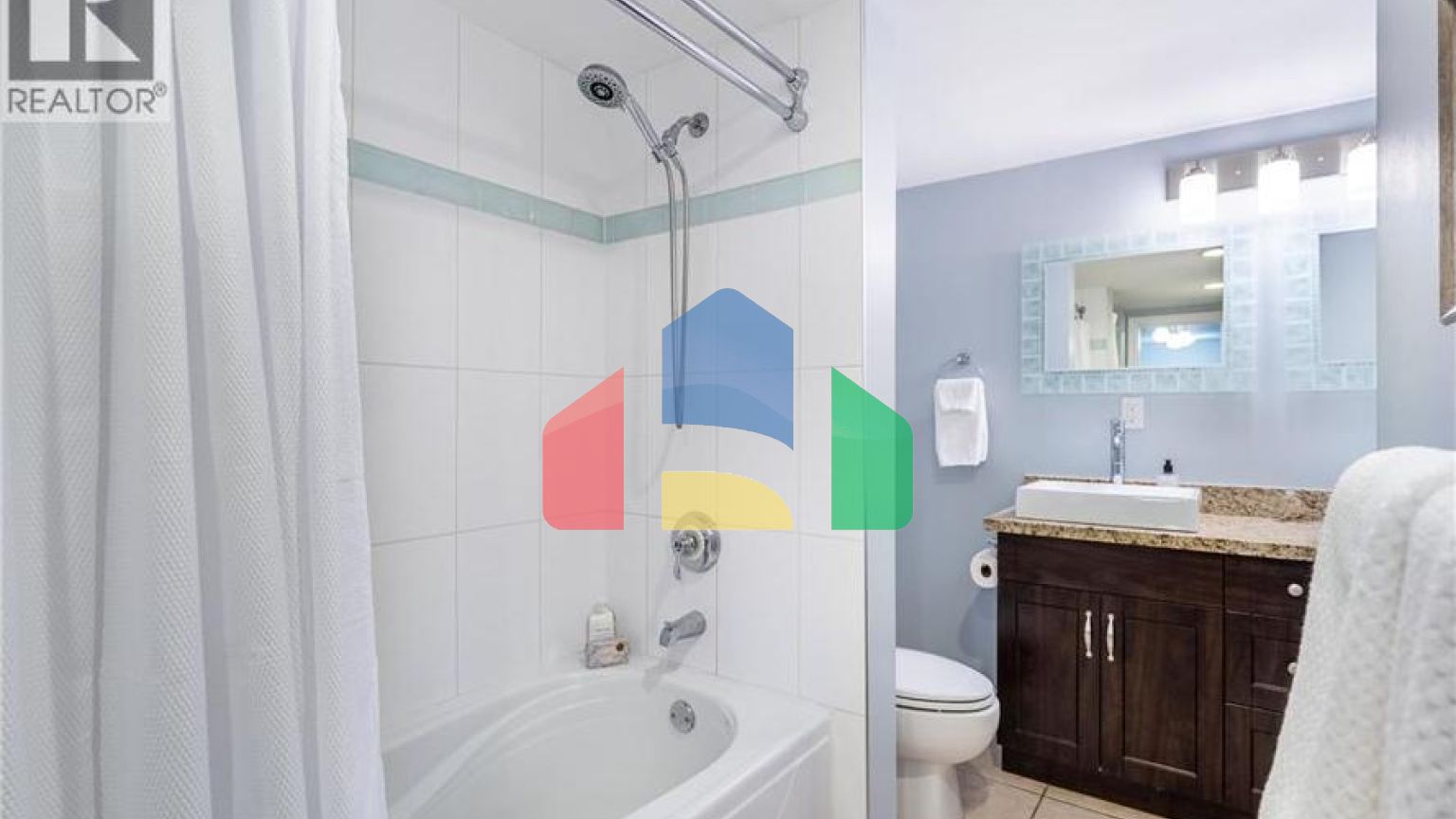 Residential - Condo/Apartment - Burnaby, Canada - Canada