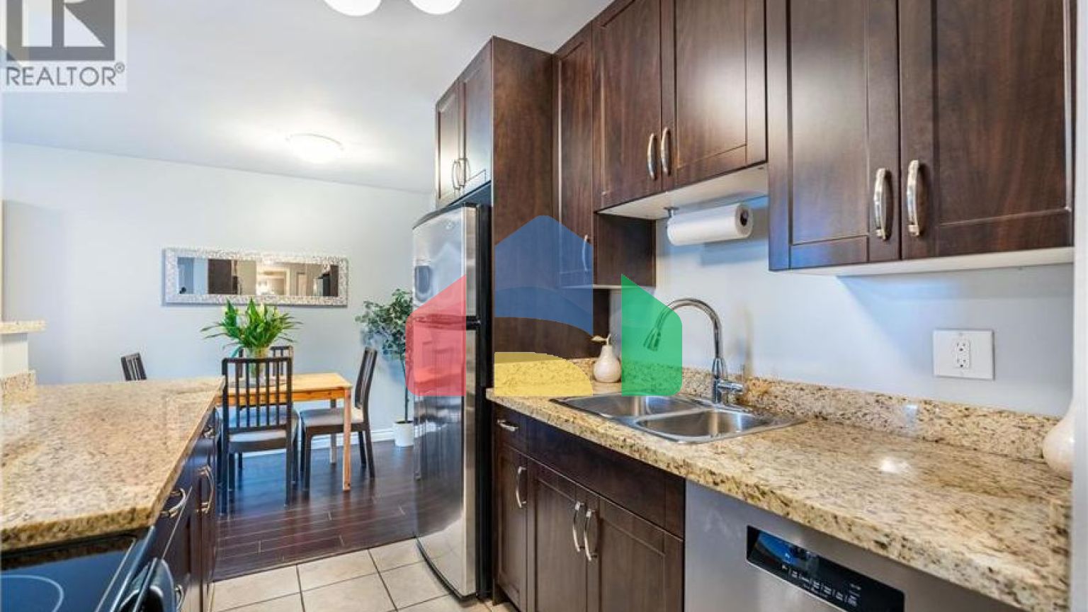 Residential - Condo/Apartment - Burnaby, Canada - Canada