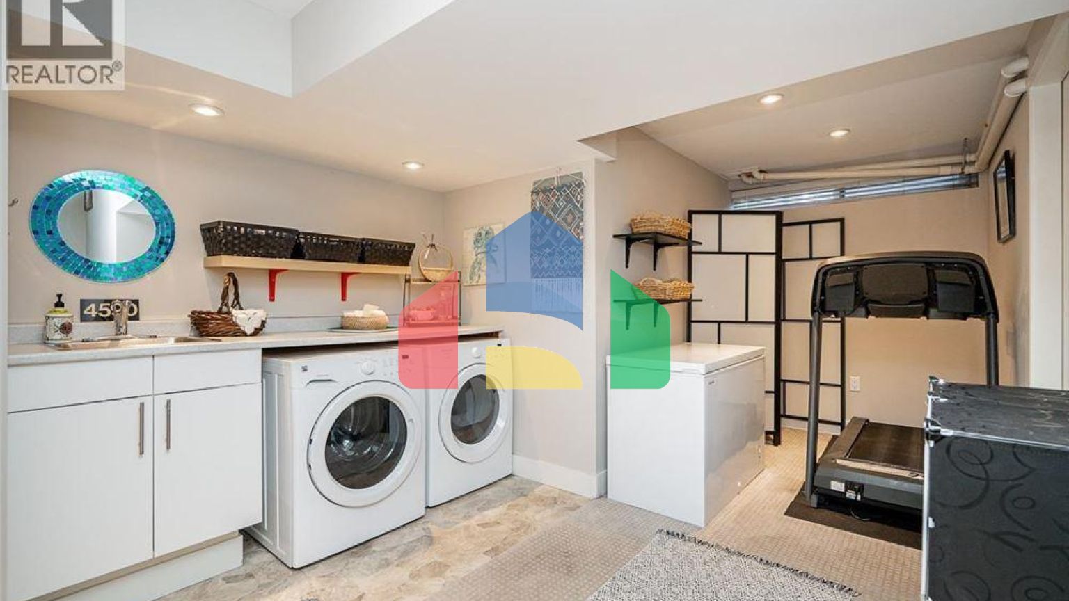 Residential - Townhouse - Burnaby, Canada - Canada