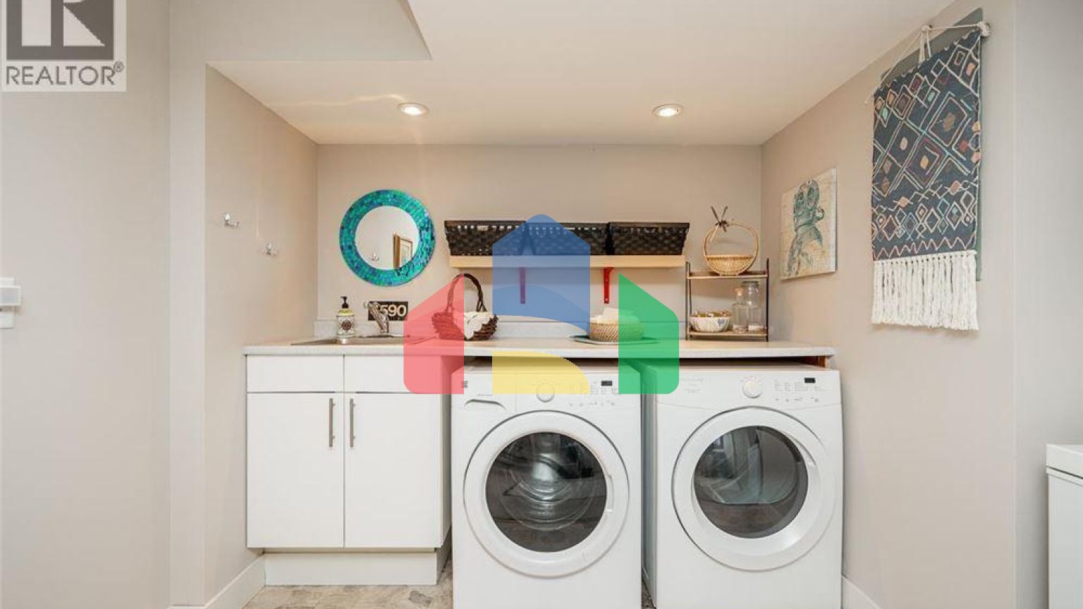 Residential - Townhouse - Burnaby, Canada - Canada