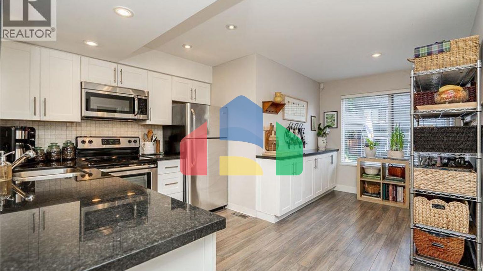 Residential - Townhouse - Burnaby, Canada - Canada