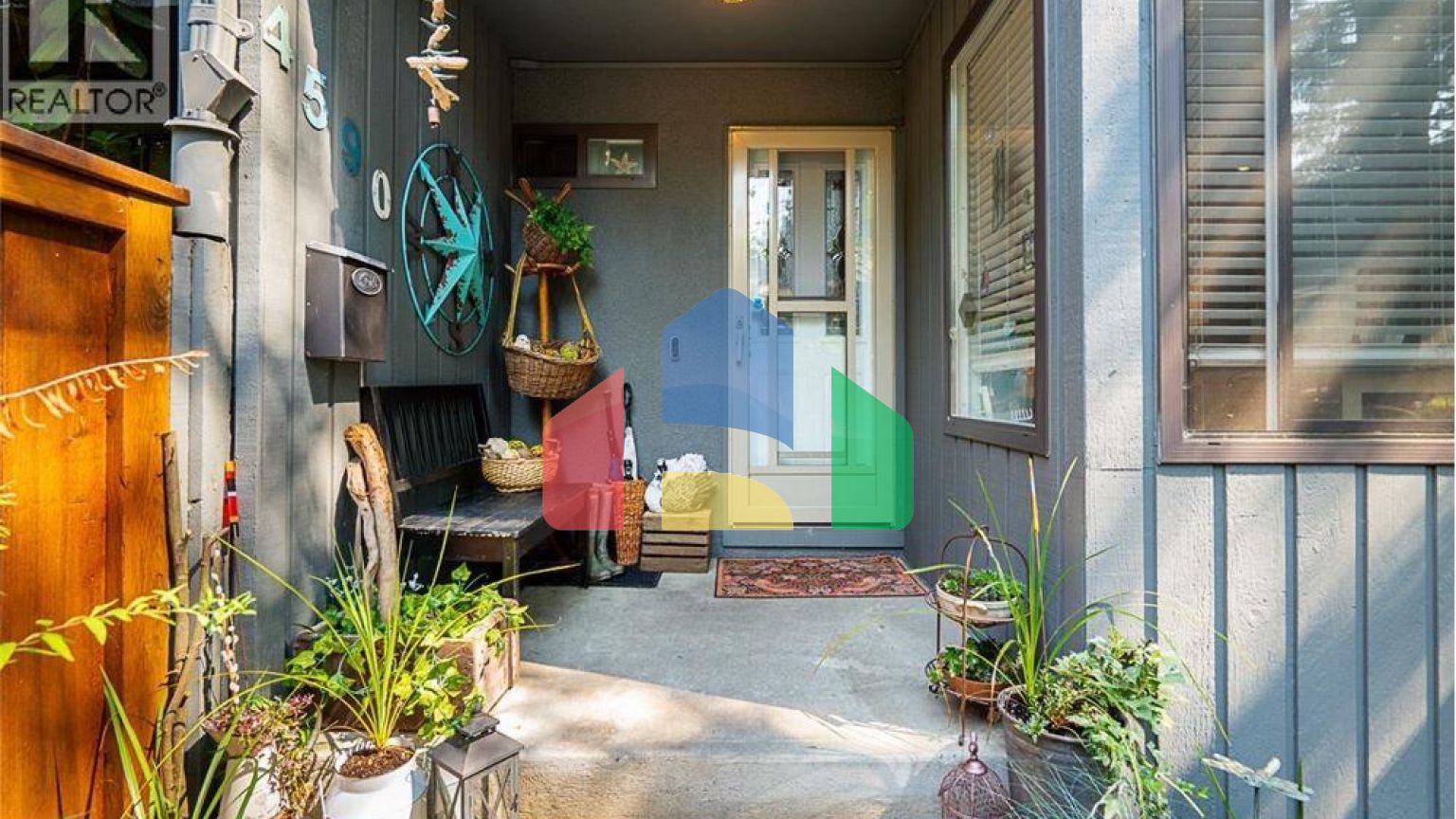 Residential - Townhouse - Burnaby, Canada - Canada