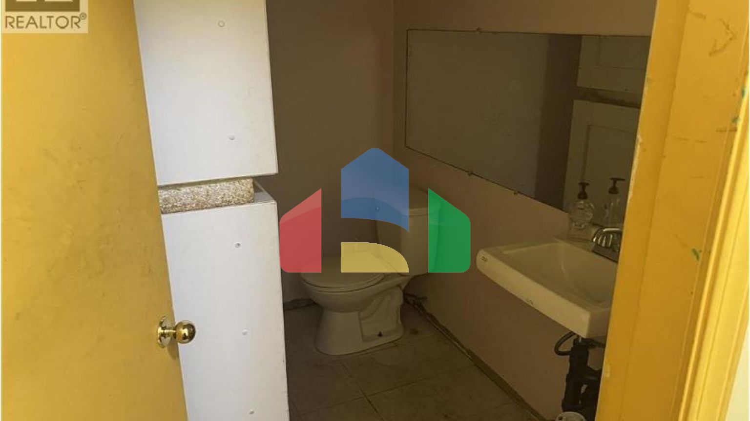 Commercial - Commercial/Retail - Burnaby, Canada - Canada