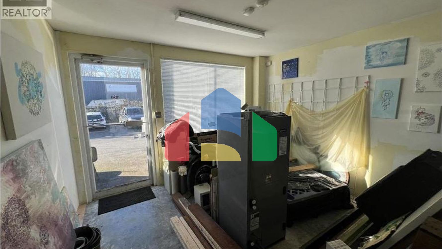 Commercial - Commercial/Retail - Burnaby, Canada - Canada