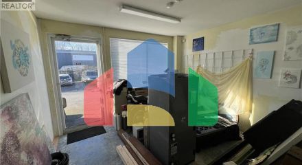 Commercial - Commercial/Retail - Burnaby, Canada - Canada