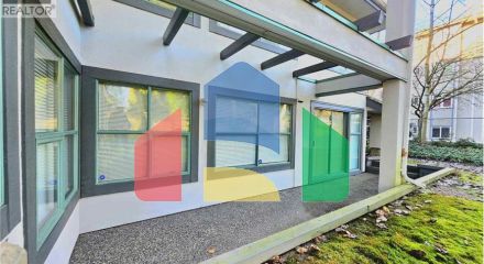 Residential - Single Family Home - Burnaby, Canada - Canada