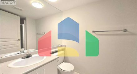 Residential - Single Family Home - Burnaby, Canada - Canada