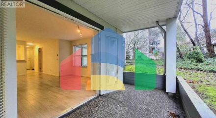 Residential - Single Family Home - Burnaby, Canada - Canada