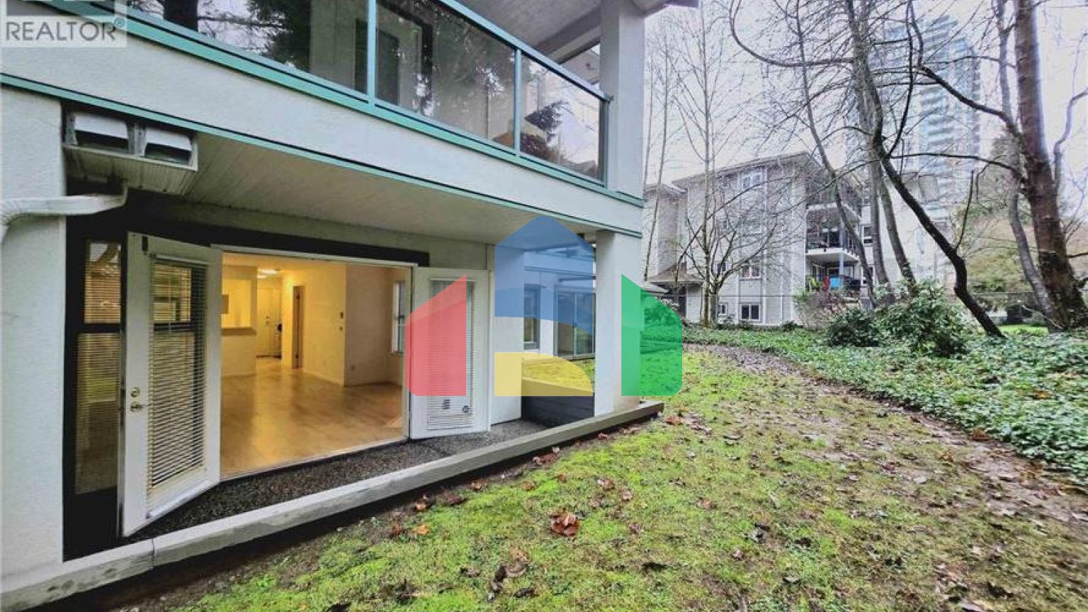 Residential - Single Family Home - Burnaby, Canada - Canada