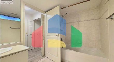 Residential - Single Family Home - Burnaby, Canada - Canada