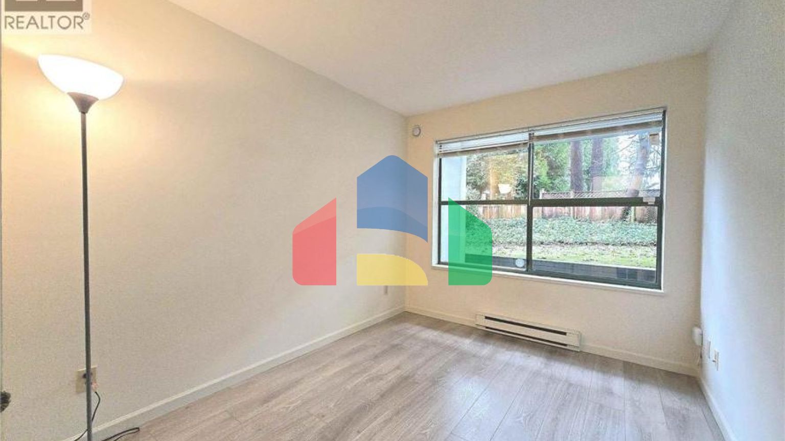 Residential - Single Family Home - Burnaby, Canada - Canada