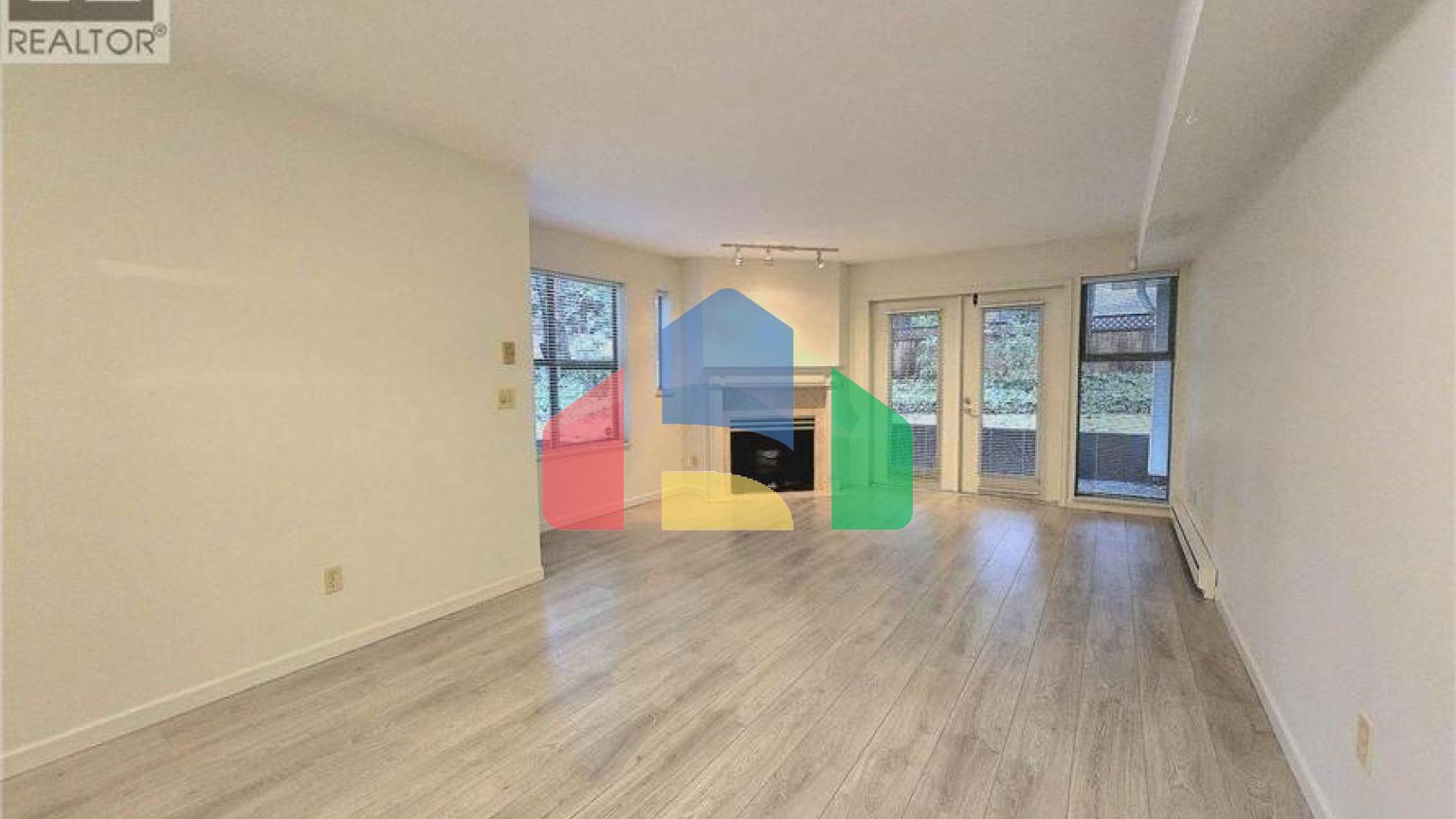 Residential - Single Family Home - Burnaby, Canada - Canada