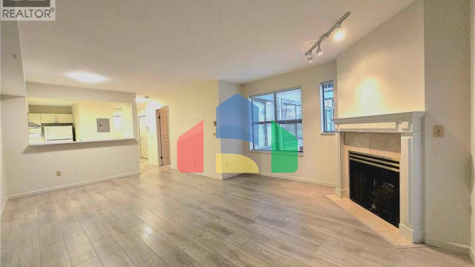 Residential - Single Family Home - Burnaby, Canada - Canada