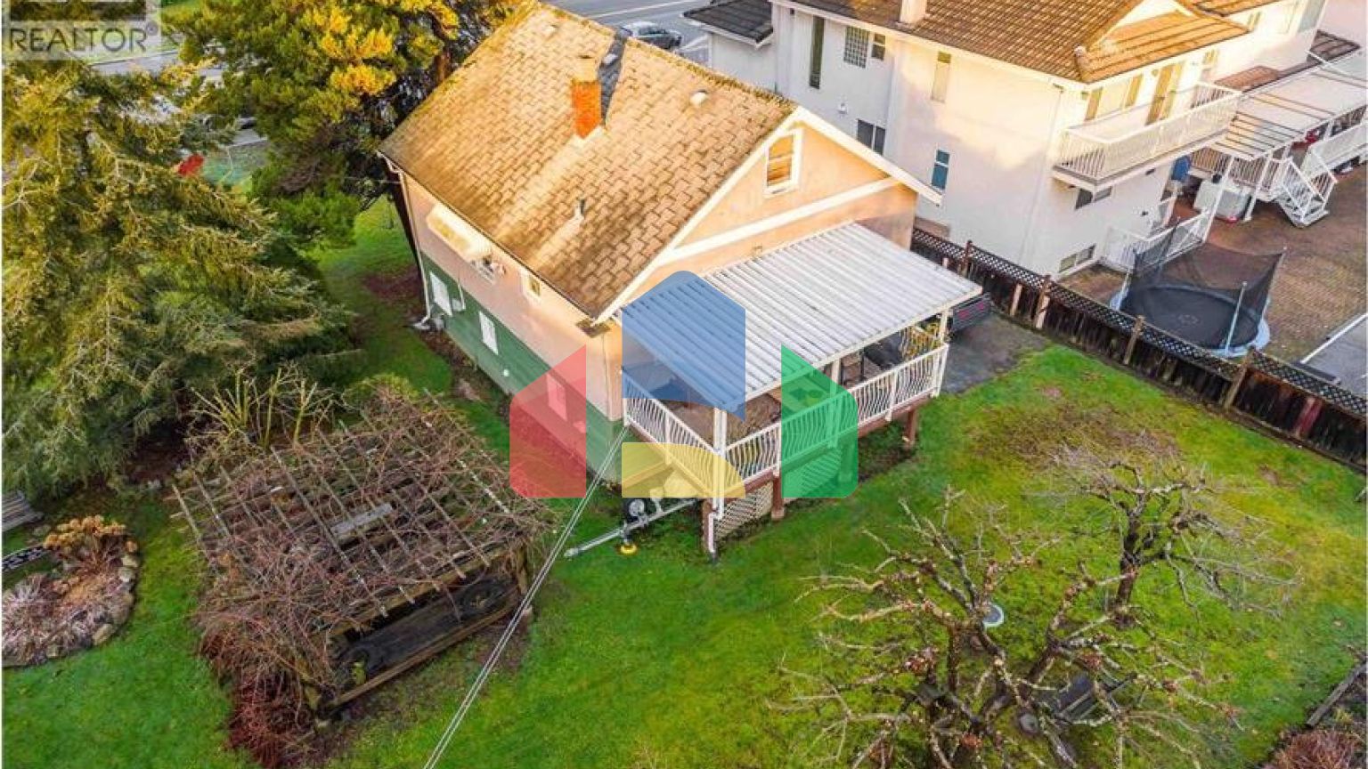 Residential - Single Family Home - Burnaby, Canada - Canada