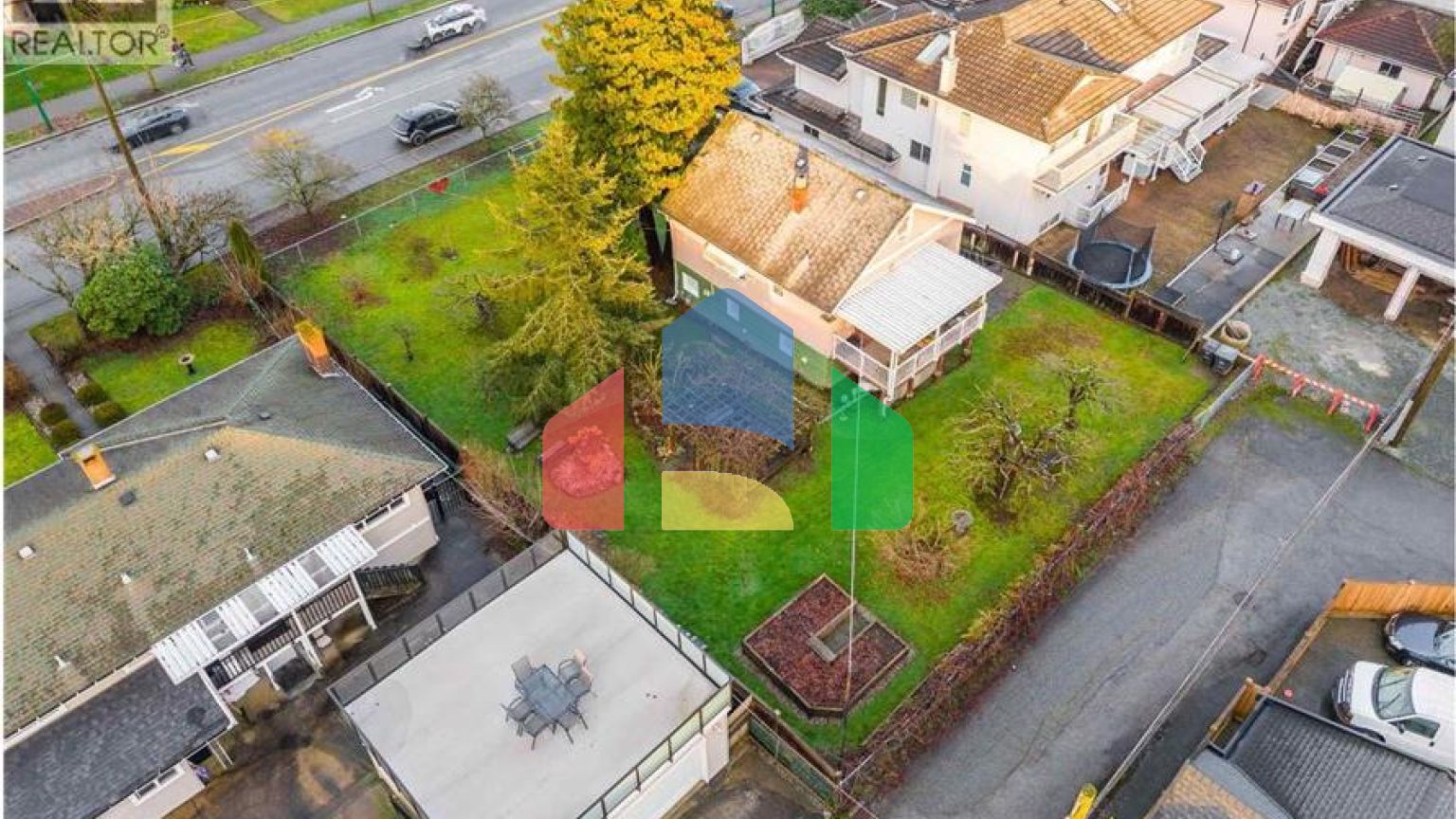 Residential - Single Family Home - Burnaby, Canada - Canada