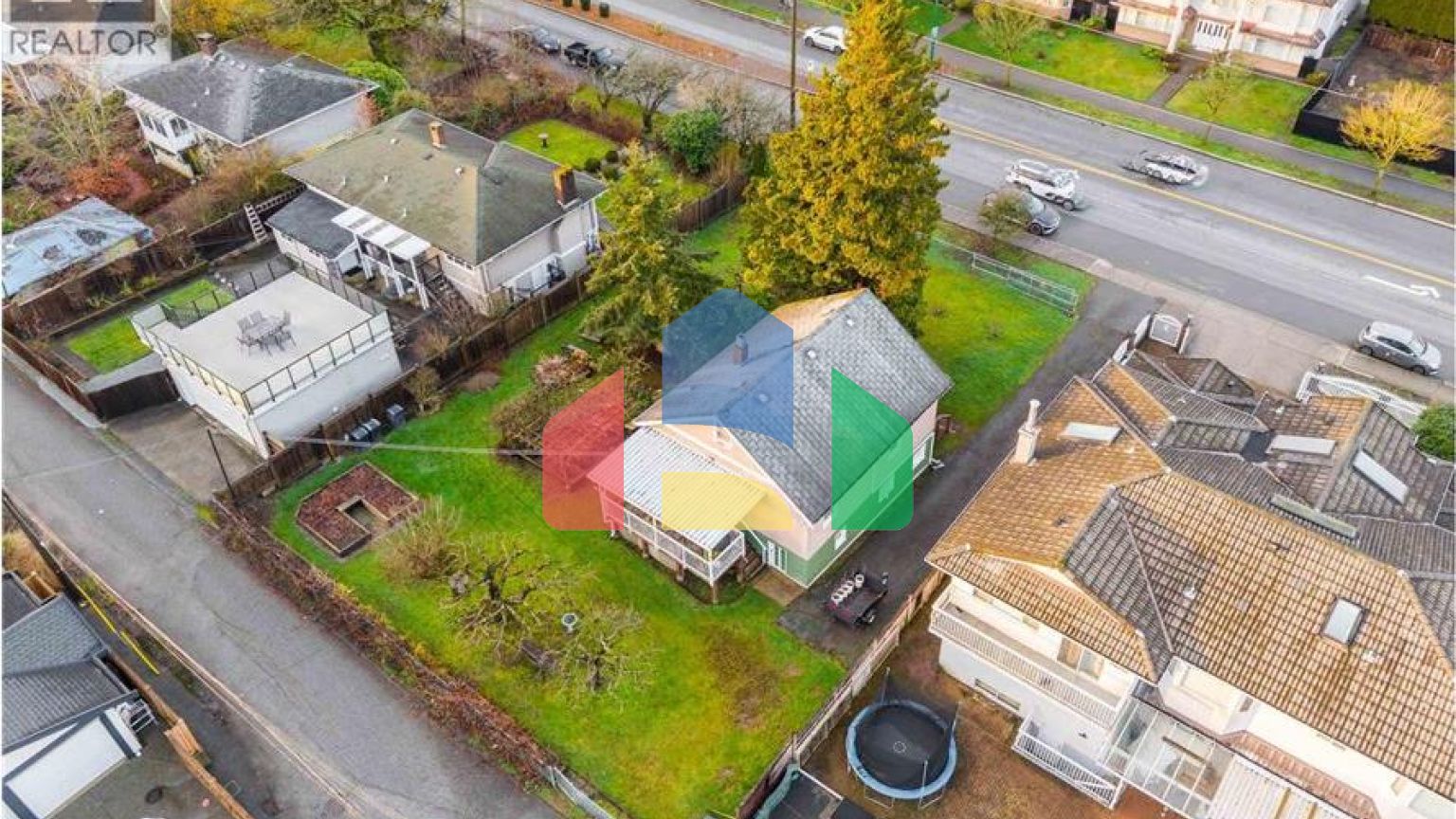 Residential - Single Family Home - Burnaby, Canada - Canada