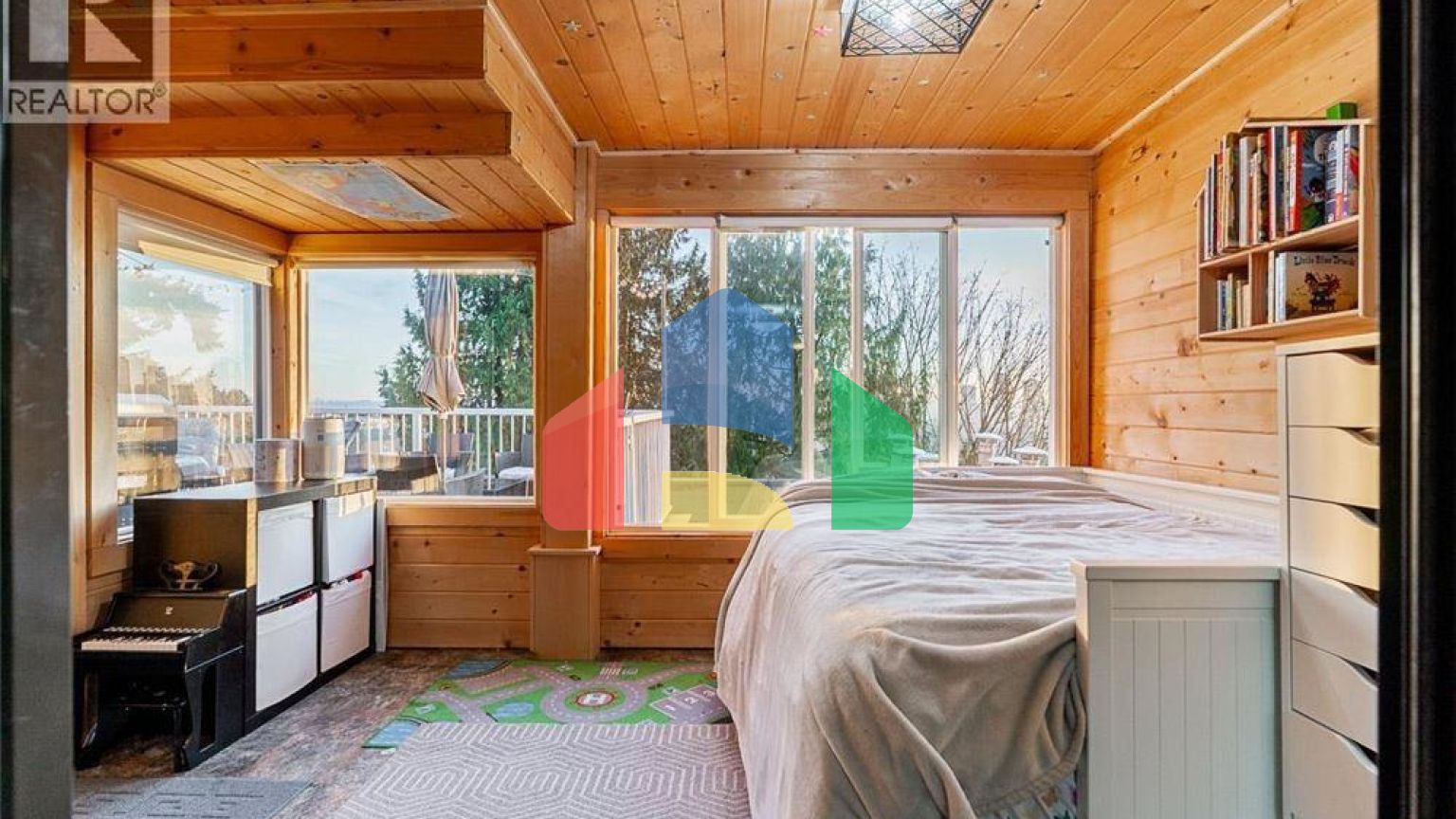 Residential - Single Family Home - Burnaby, Canada - Canada