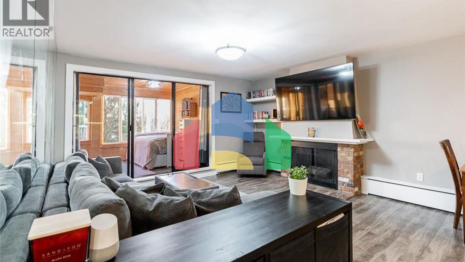 Residential - Single Family Home - Burnaby, Canada - Canada