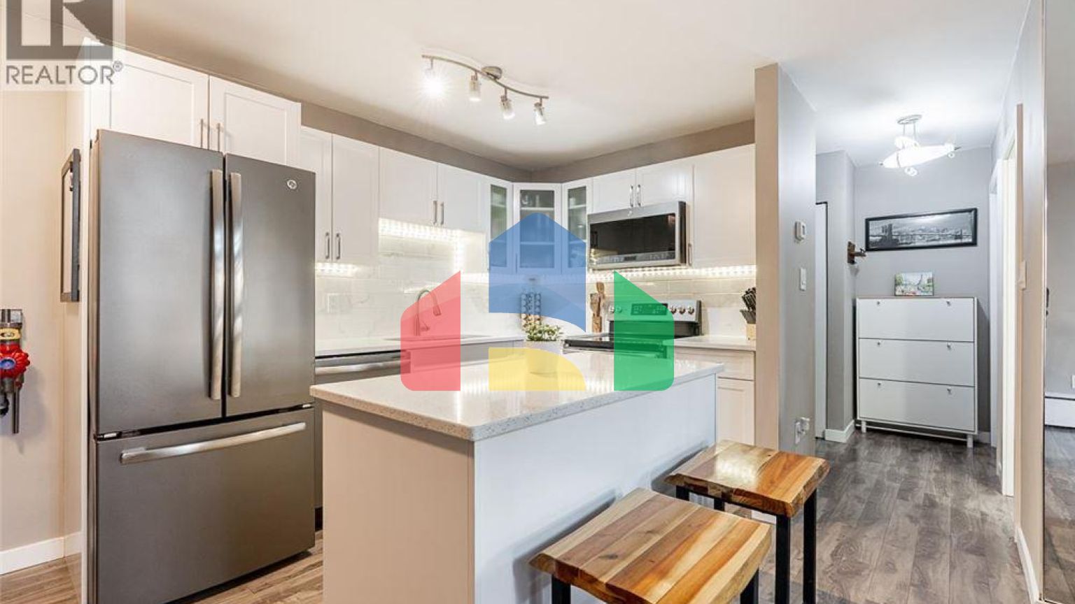 Residential - Single Family Home - Burnaby, Canada - Canada