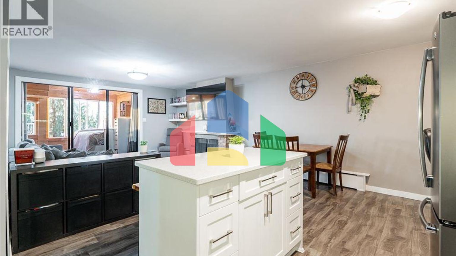 Residential - Single Family Home - Burnaby, Canada - Canada