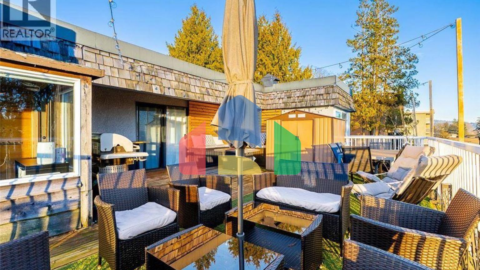 Residential - Single Family Home - Burnaby, Canada - Canada