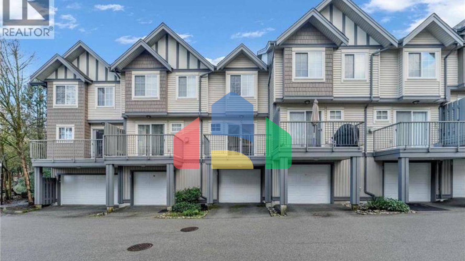 Residential - Townhouse - Burnaby, Canada - Canada