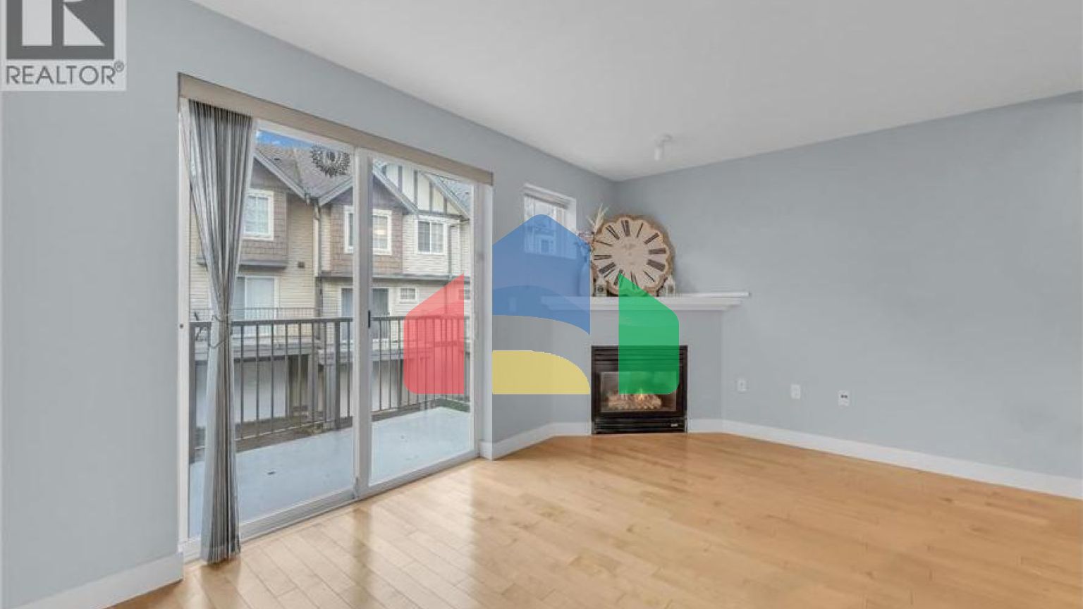 Residential - Townhouse - Burnaby, Canada - Canada