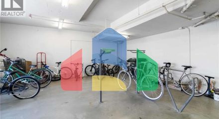 Residential - Single Family Home - Burnaby, Canada - Canada