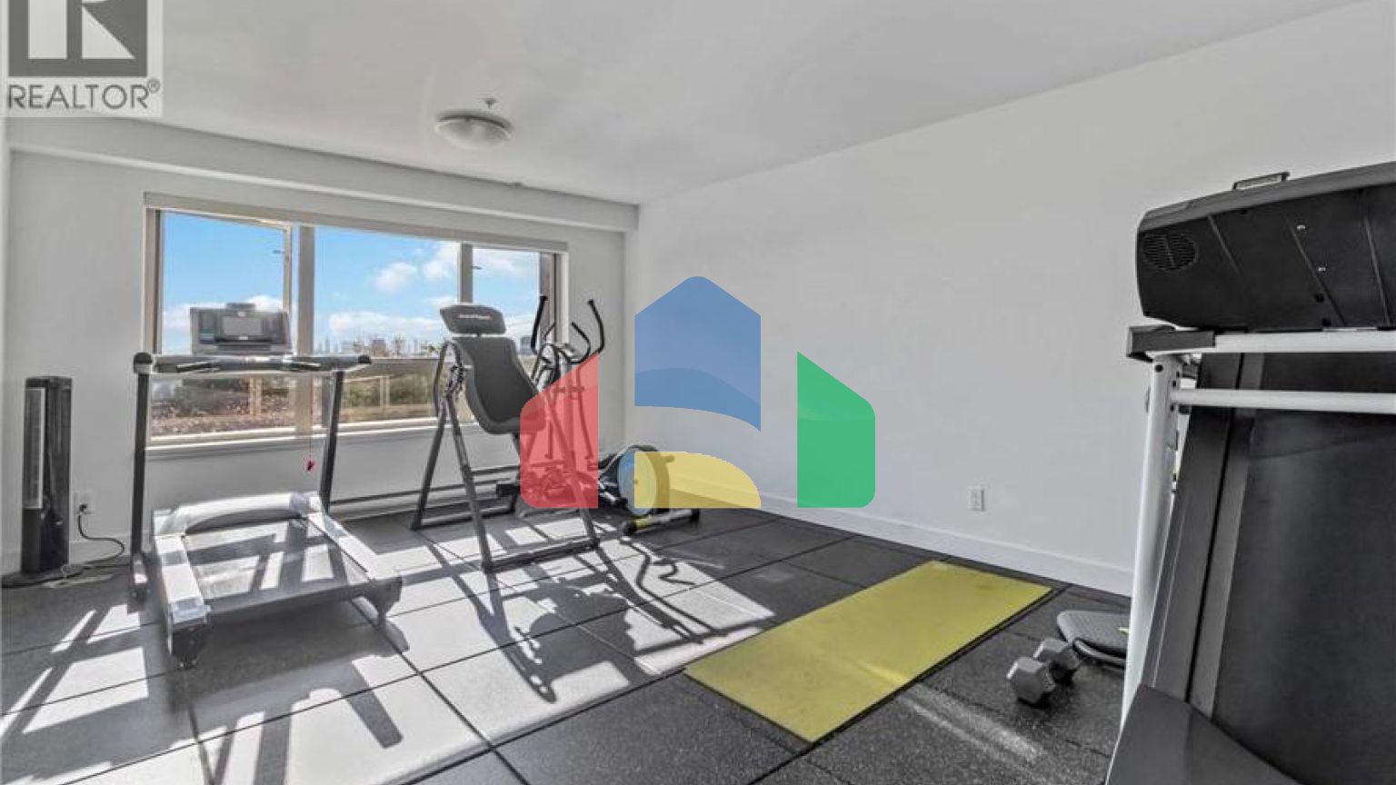 Residential - Single Family Home - Burnaby, Canada - Canada