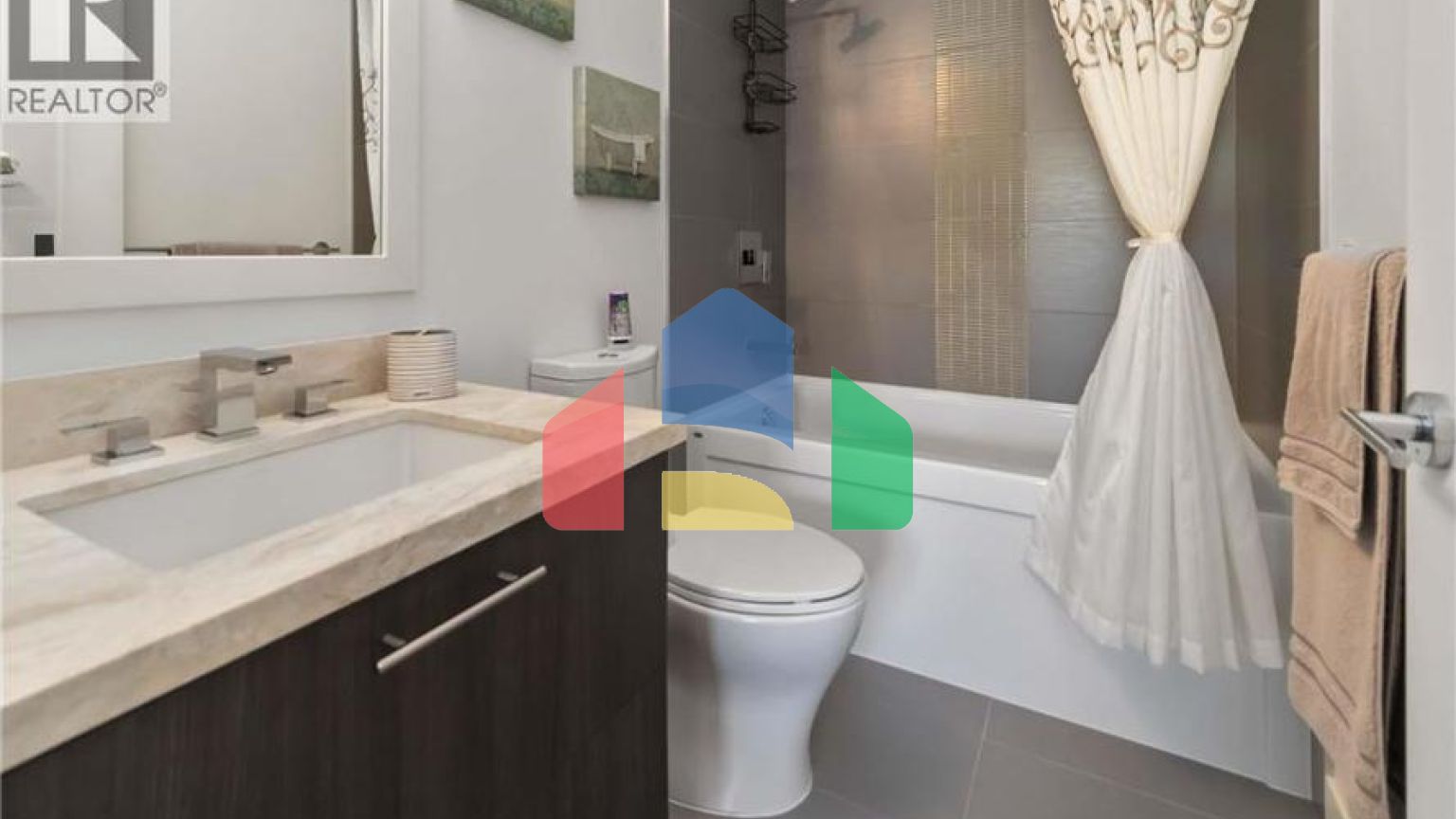 Residential - Single Family Home - Burnaby, Canada - Canada