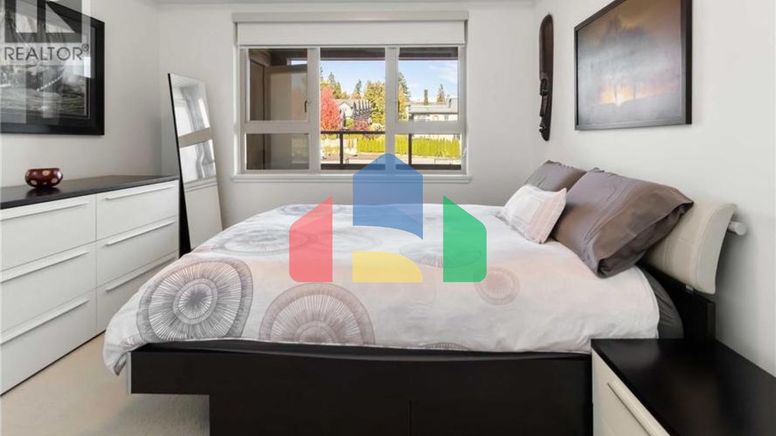 Residential - Single Family Home - Burnaby, Canada - Canada