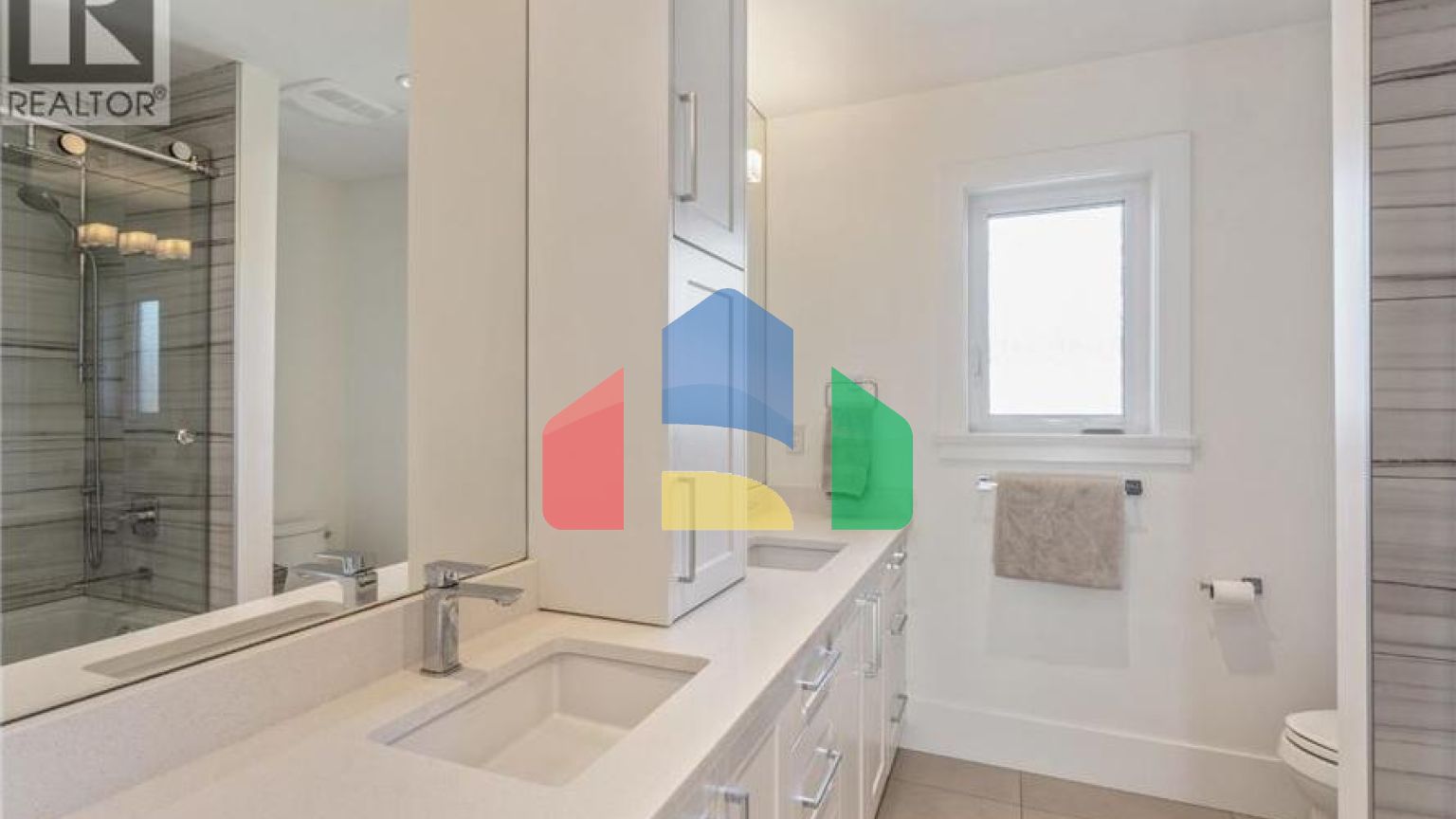 Residential - Single Family Home - Burnaby, Canada - Canada